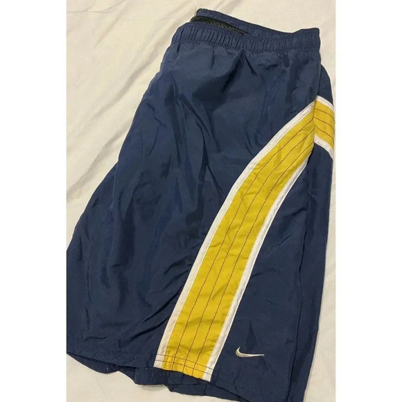 NIKE VINTAGE SWIM TRUNKS MENS XL - INSIDE LINING-  BACK POCKET - GOOD CONDITION - Picture 6 of 12